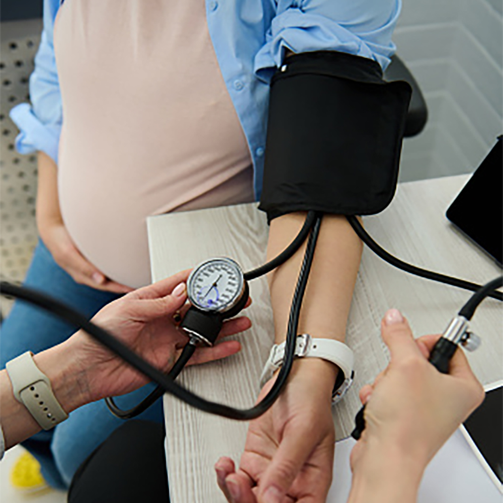 ¿Qué efectos tiene el tratamiento con sulfato de magnesio en las